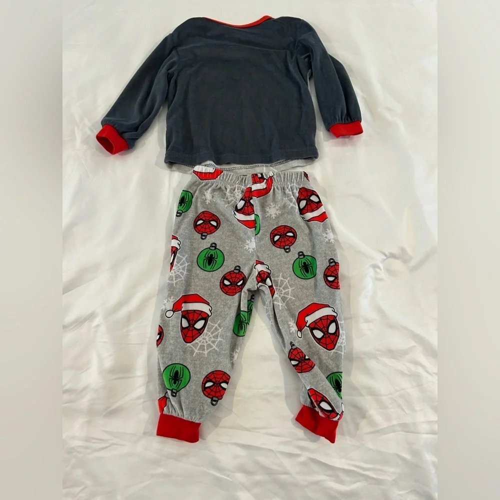 Marvel Spider-Man Christmas Pajama Set Toddler Boys 2T Holiday Sleepwear